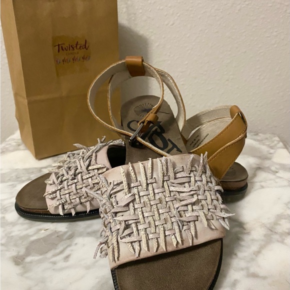 OTBT Strap Around Sandal • Cork and Leather •Tan - Picture 6 of 6